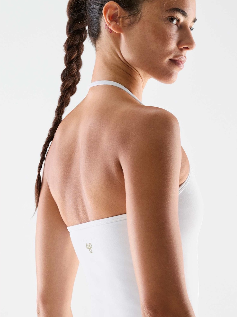 ARITZIA GOLDEN LIFE Essential Cami Halter Top
$48 Essential Colors Bright White